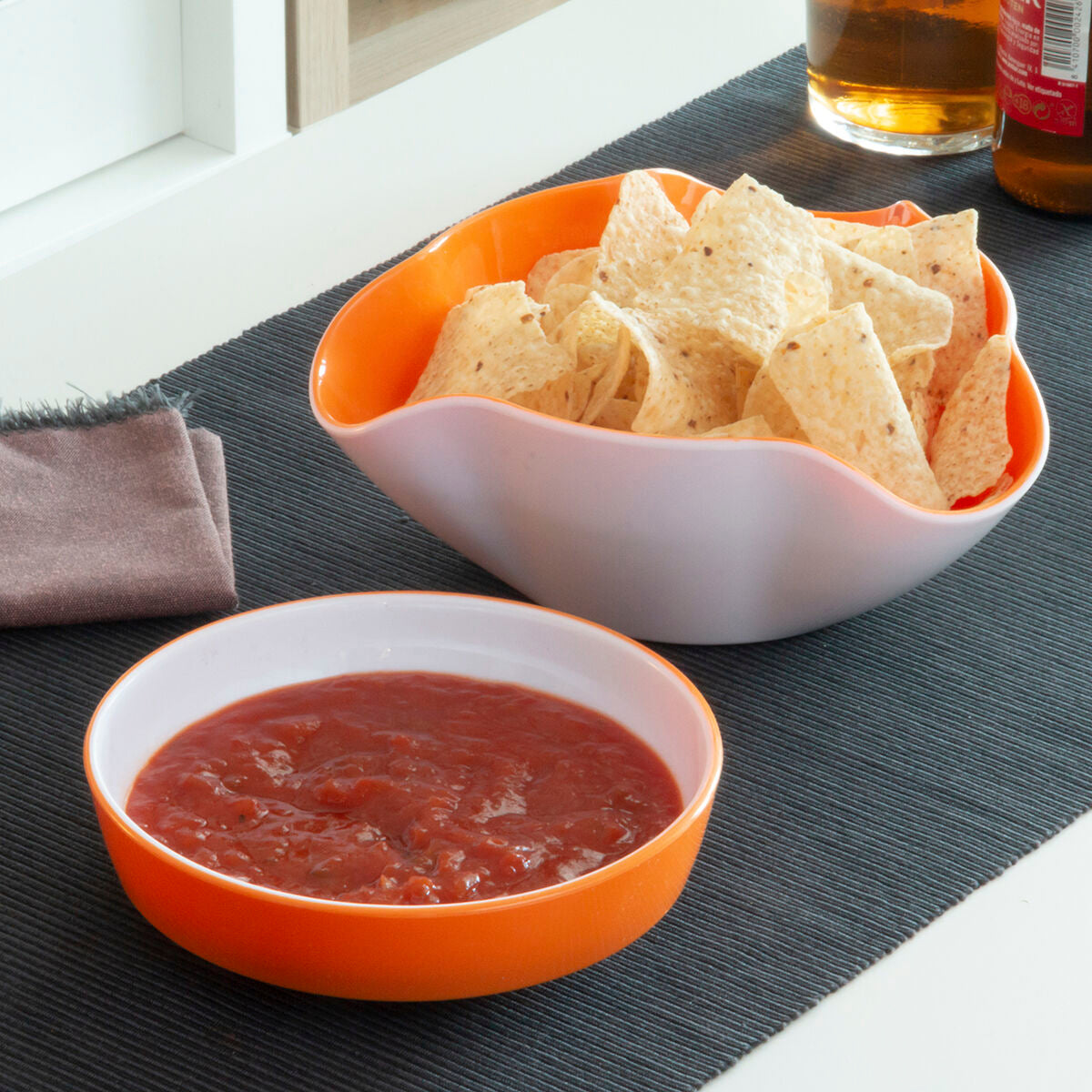 2-in-1 Snack Bowl with Dual Compartments – Perfect for Snacks & Dips